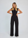 Adelise Sleek Jumpsuit – Zwart, Mouwloos & Flared Elegantie