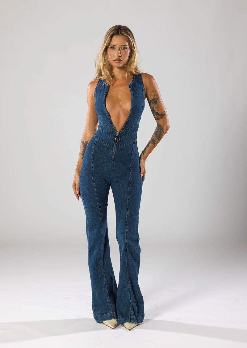 Heartbreaker Denim Jumpsuit – Sexy V-Hals & Retro Fit