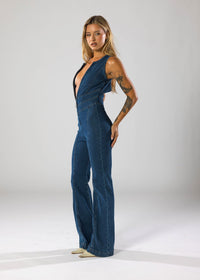 Heartbreaker Denim Jumpsuit – Sexy V-Hals & Retro Fit