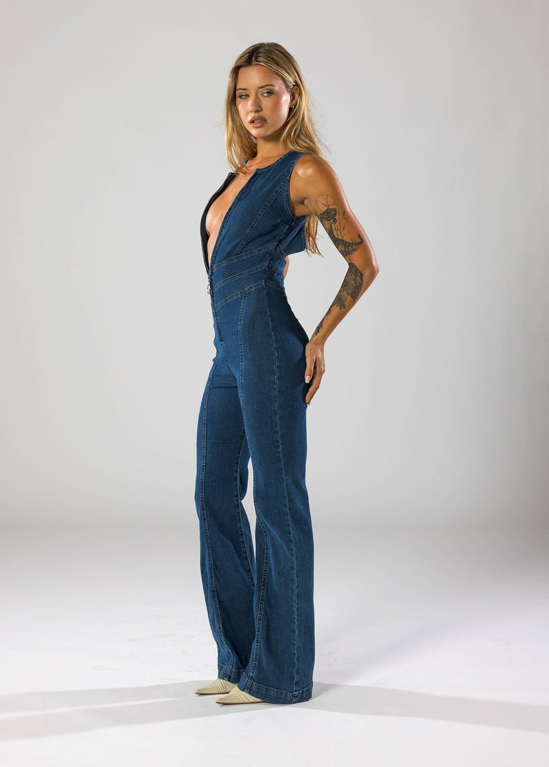 Heartbreaker Denim Jumpsuit – Sexy V-Hals & Retro Fit