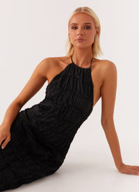 Boho Maxi Jurk met Halternek – Elegantie in Beweging