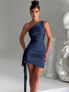 Goddess Glam One-Shoulder Mini Jurk – Sexy & Chic